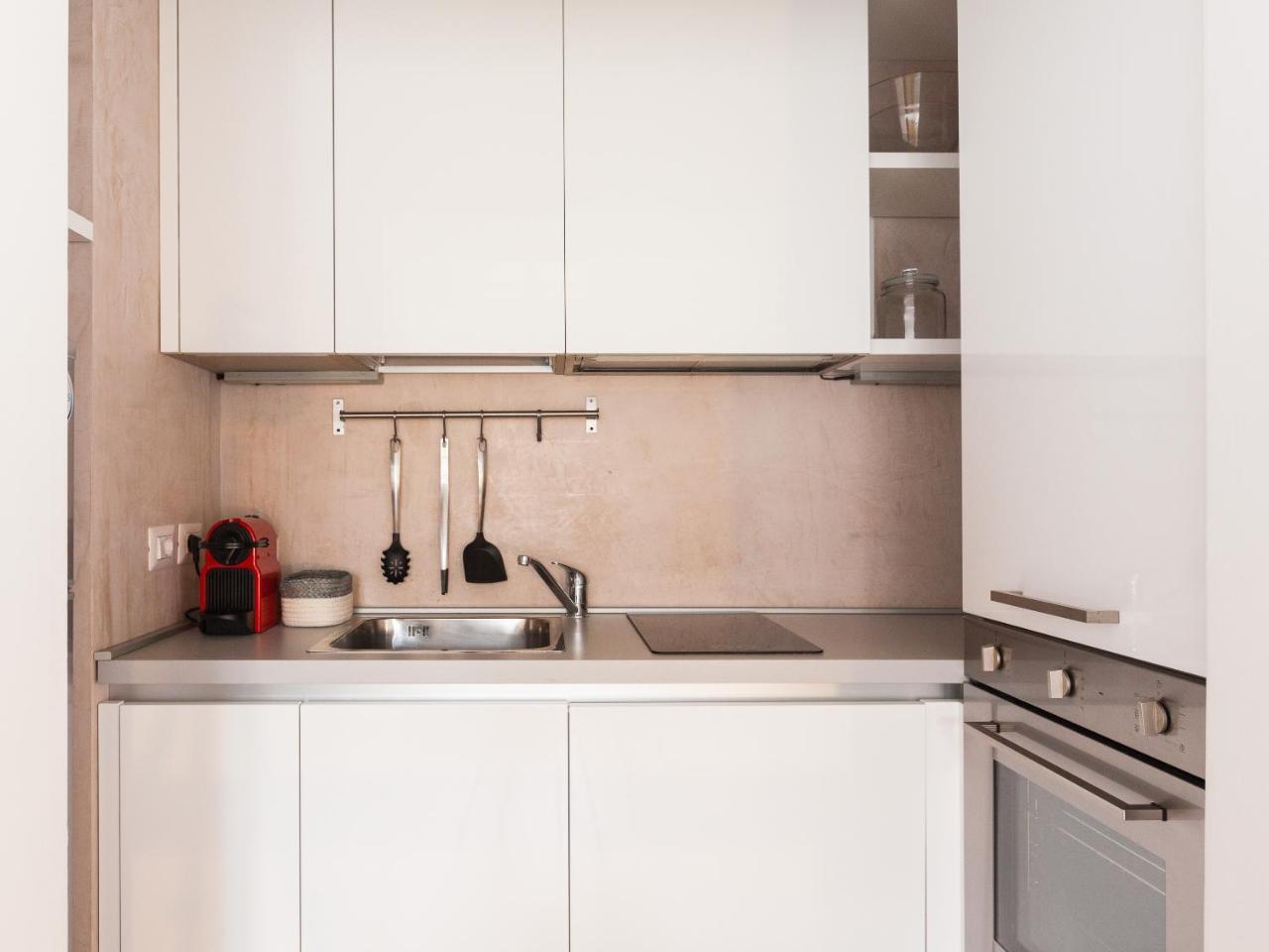 Apartment Easyhomes - Spiga Mailand